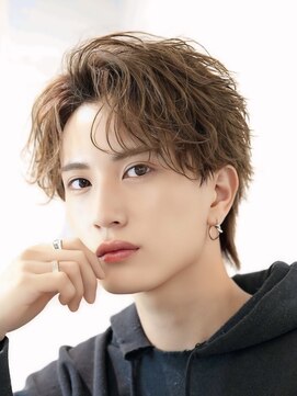 オーシャントーキョーウエスト 心斎橋 (OCEAN TOKYO WEST) シースルーセンターパート波巻きパーマツーブロックウルフ