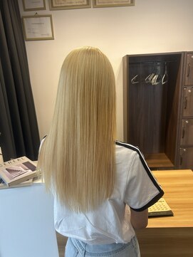 オーシー 四ツ井店(O'sea) 抜きっぱなしブロンド