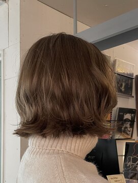 アンプラグド(unplugged) 赤み消しベージュ