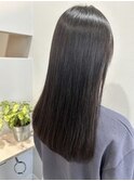 柔らかく艶のある酸性ストレート