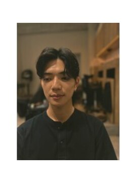 ベンジー 香椎店(benji) センターパート・ニュアンスパーマ