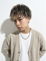 リベルテ グリット(Liberte Grit) メンズ束感ショート×ツイストスパイラルパーマ×メッシュ