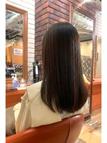 ヘアメイク フレンシア(hair make flencia)&nbsp;シルクのような指通りを叶える艶髪セミディ【135スタイル】