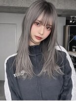 レア 新越谷(LEA) ハイトーンロングレイヤー × シルバーグレージュ