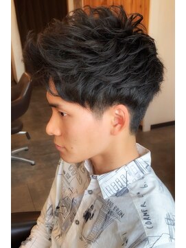 ティアラ 桜木町(TIARA) 刈り上げアップバング