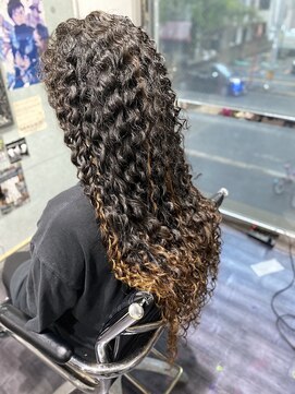 ミミック (mimic) 【派手髪】spiral permanent【海外風】