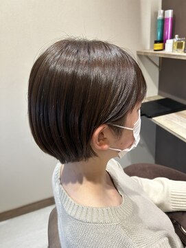 ミリィ 四日市(mily) 収まるショートボブ