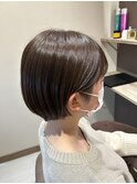 収まるショートボブ