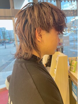 コワファースト 大分(COIFF1RST) ハイトーンカラーウルフstyle