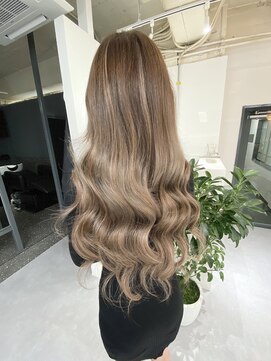 アルマバイロサ(ALMA by ROSA) ミルクティーグレージュ/担当:【ギャル仙人】RENTA