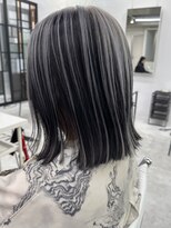 ディジョン(Dijon)&nbsp;アンブレラカラー×切りっぱなしボブ