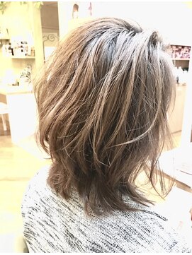 ヘアカフェ コトノハ(hair cafe Kotonoha) 【コトノハ】ハイライトカラーネオウルフ小顔デザインスタイル
