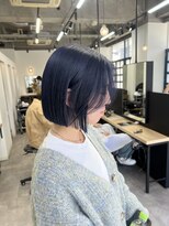 ジーニー 横浜(giinii)&nbsp;ぷっつりボブ/ネイビーカラー/ハイトーンボブ
