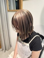 マニア(mania.)&nbsp;アンブレラカラーティーラテカラーぱっつんボブダブルカラー