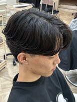 ボンドストーリールミエール(Bond Story lumiere)&nbsp;カルマパーマ毛流れパーマリバースセンターパート