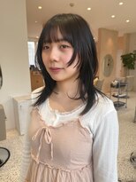 オン キャナルシティ博多前店(on)&nbsp;【晴音】ミディアムウルフ/ブルーブラック/ミディアム/20代