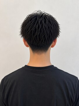 リア(Lia by KENJE) 大人気おすすめツイストパーマ◎