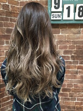 リック(Ric by KENJE) 外国人風グラデーションカラー☆