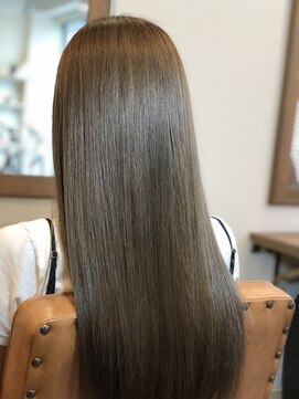 アトリエ シュシュ(atelier chou chou) さらつや絹髪ストレート【髪質改善/縮毛矯正/新宿髪質改善】