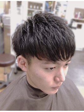 トゥエンティーフォー 泉大津店(24) これぞ王道!ナチュラル束感ショート