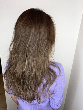 フロート 小阪店(float) シアーベージュ_耳かけ,毛先パーマ,イメチェン