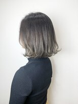 グレージュグラデーション切りっぱなしデザインボブ【キャラ池袋