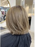 ホワイトグレージュ◎外ハネボブ☆ROMMY.本厚木