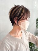 “ショートボブ ハイライト“