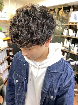 ヘアスタジオハレ(hair studio HALE)の写真/男性同士だから実現できる、清潔感×トレンドを抑えたお洒落なスタイルで周りと差がつくMen'sスタイルに。