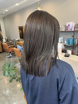 スアバイキキ(SuA by kiki.) レイヤーボブ/外ハネボブ/大人ショート/ニュアンスカラー[千葉〕