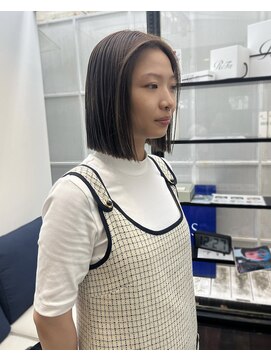 トレス(TRESS) プツっと切りっぱなしボブ◎ 透明感カラー！