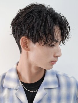 ゼロ 渋谷(XeRo) 【ウェーブセンター】前下がり　波巻きスパイラル