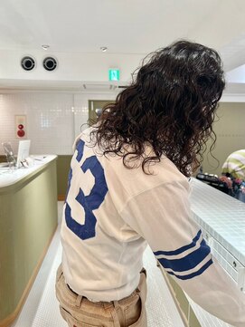 エミィ(emme) 【emme×田畑 】ハンサムパーマ/大きめカール