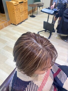 ステラバイケンジ(STELLA by KENJE) 脱白髪染めハイライト/白髪ぼかし藤沢/髪質改善ヘッドスパカット