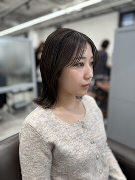 キートス(Kiitos) オリーブカラー　くびれボブ