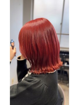 ヒペリカム(hypericum) ワンカラーで作るチェリーレッド