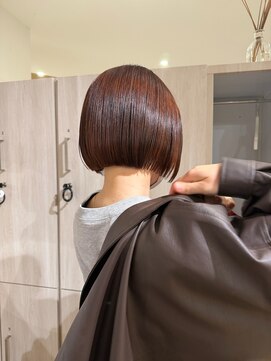 ヤテ(yate') ぱっつりボブ