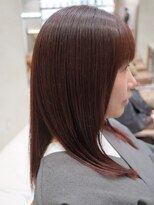 ピークアブー 原宿ハラカド(PEEK-A-BOO)&nbsp;くせ毛多毛ストレートパーマボブ伸ばし中赤髪レッド系艶