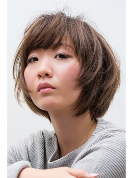 クラウンズヘア 無造作ショート