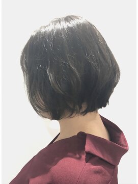 ヘアールームキュー(HAIR ROOM quu+) ショートボブ