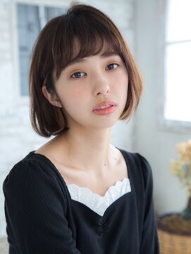 パルバ(PARVA) インナーカラーでおしゃれボブ