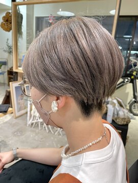 ノイ(noi) #noi_style マッシュショート×ミルクティーグレージュ