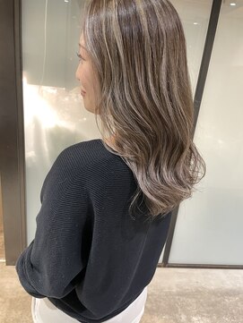 エイト 北千住店(EIGHT) EIGHT  kitasenju【エイト】北千住 [NIKI] グレージュハイライト