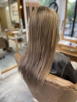 フツーロ 栄(FUTURO) ハイトーン プルエクステ エクステ ダブルカラー