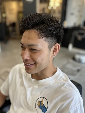 フランクスバーバーリザーブ 人形町店(FRANK’S BARBER RESERVE) ソフトツイストアップバング　ｙ