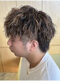 メンズマッシュパーマツイストスパイラルパーマ波巻きパーマ