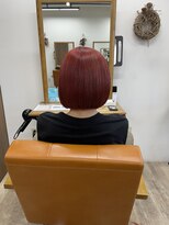 ルチナ 秦野(Lucina)&nbsp;レッド／ブリーチカラー／ボブ