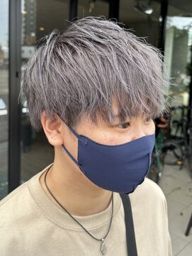 アート(a-to) 【a-to新里】シルバー/刈り上げマッシュ/ショート