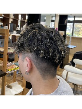 スウェル 千葉店(Swell) 前下がりVマッシュ