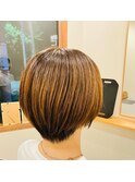 ショートボブ